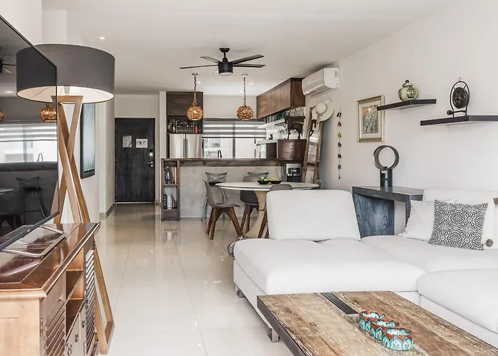 Penthouse With Rooftop And Jacuzzi In Downtown